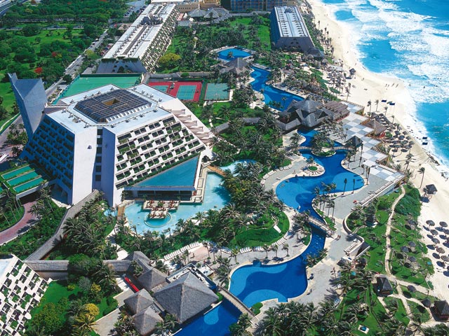Grand Oasis Cancun — Arminas Travel